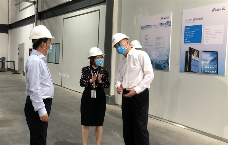 陕西省省长刘国中、西安市市长李明远一行调研高陵uu电玩官网工业园 陕西省省长刘国中、西安市市长李明远一行调研高陵uu电玩官网工业园