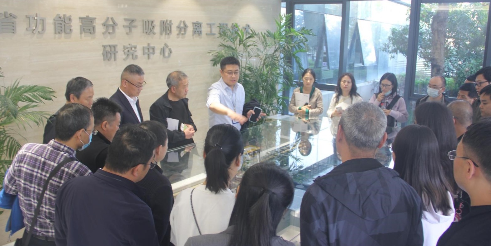 以互学拓思绪 以交流促生长 以互学拓思绪 以交流促生长